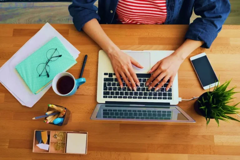 Managing Productivity and Communication in Today’s Hybrid IT Environment